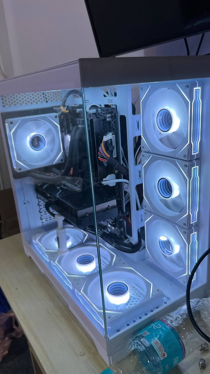 الـمـعـالـــج : i7-10700
الــمذربورد : B460 gigabyte hd3 atx 
الـramـرام : 16G 3200
الــــكــــرت : rtx 3060 8g galax
المـــــبـــرد : xigmatek 120mlm rgb
التــــخزين : M.2 nvme 512G dahwa
باور سبلاي : 600W bronze raidmax
الكـــــــيس : جام 10 مراوح بيه
المـــلحقات : كيبل التشغيل فقط
السعر 800 الف 
توصيل متوفر لجميع المحافظات
قناة التلي الحاب يشوف باقي الغراض
https://t.me/mohammed01927


**إذا كنت صاحب هذا الإعلان وتريد حذفه لأي سبب، رجاءا أرسل رسالة إلى الدعم الفني**