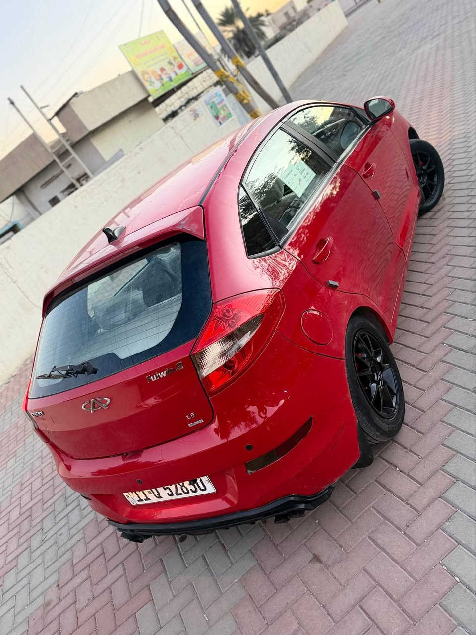 السلام عليكم 
📌شيري فلاوين 
📍الرقم الجديد شرط التحويل
 📍كير ومكينه خير من الله 💯
📍صدر امامي خلفي جديد  
📍تخم تاير جديد 
📍تبريد ثلج ❄️ 
📍كهربائيات كلها شغاله 
📍السياره جديده من كلشي وبدون اي نقص وبل عافيه عل ياخذها 
📍مكاني بغداد حي العامل 
📍السعر ٣٨ وبيها مجال 

‭٠٧٧٧ ٦٧١ ٤٠٧١‬ بغداد, العراق
