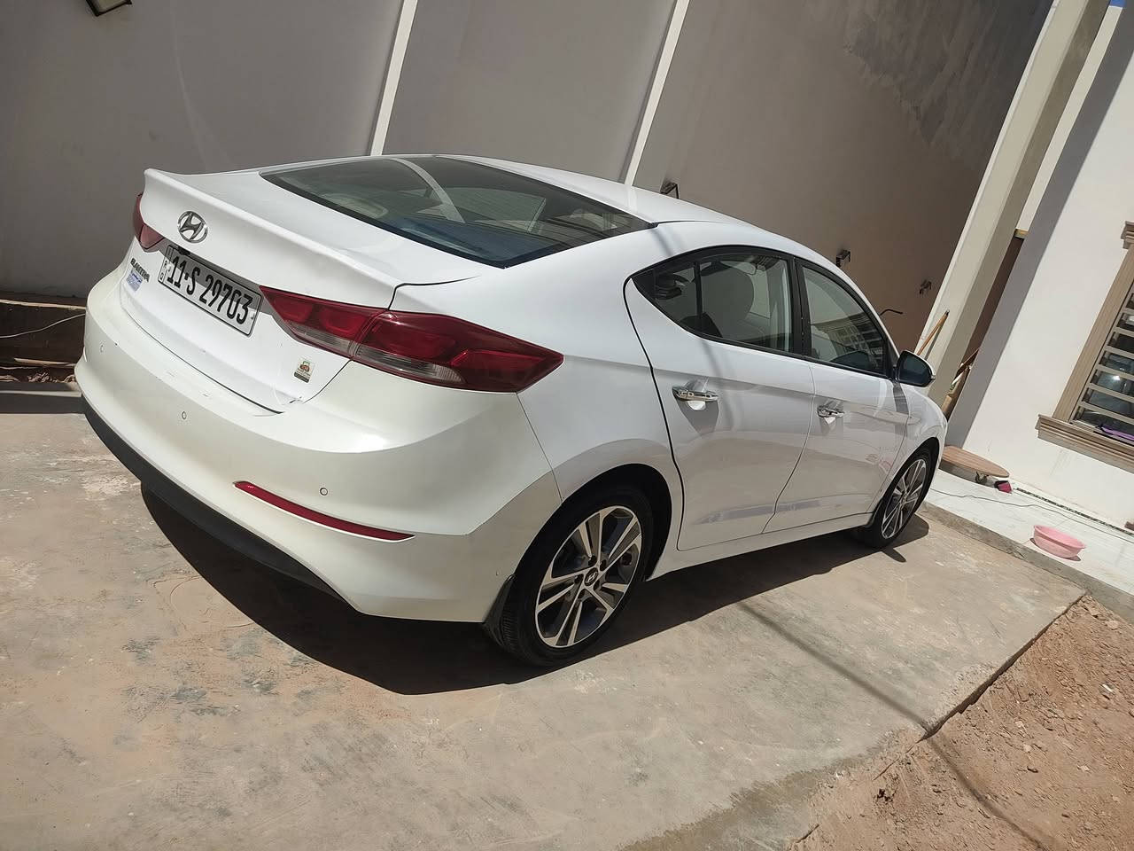 النترا 2019 سوبر خليجي
محرك 2000 فول مواصفات 

فتحه سقف مري شفط مع اشاره 

5 ويل كب تخم تاير جديد

حداديه جديده 

و كير مكفول

  و تبريد فول

و سونار موجود بدون حادث بيه صبغ تكشير فقط

السياره كامله و ما عايزه اي شي 

السعر 150 ورقه و بيه مجال 

للأستفسار ***********
