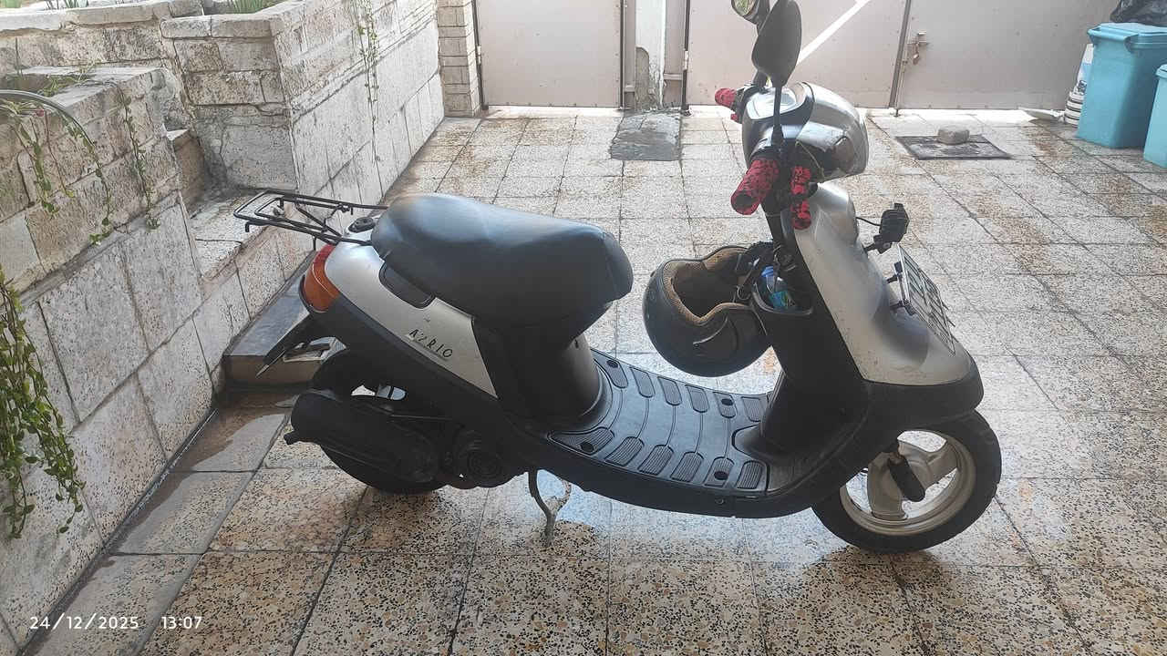 ماطور بوتين للبيع شاصي شرط.  مرقم باسمي  وايرمنيه شغاله. فقط. سلف. فحمات.. معمر.
تواصل فيس   والرقم ***********
السعر. مليون و 100 الف وبي. مجال بسيط.
