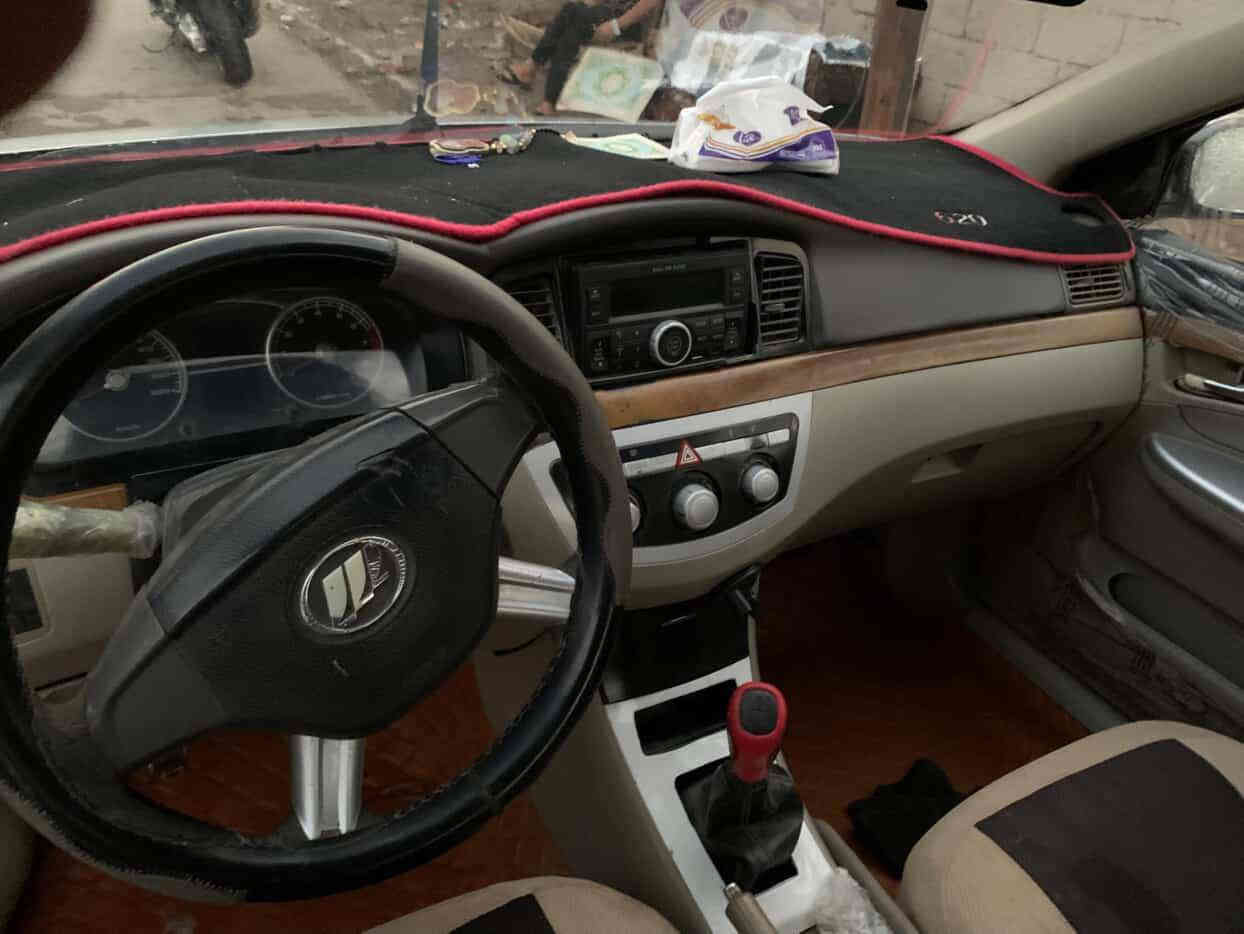 السلام عليكم ليفان موديل 2012 رقم بغداد جديد الدولي تحويل ثاني يوم سنويه ل2030 تخم تاير جديد بجم جديد شباج جديد لايتات جدد كير جديد محرك خيط بخار فقط بيه حادث جهت اليمين ومصلحه فقط جام كهربائي كشافات شغالات جامه اماميه جديده فتحه سقف سياره جديده خير من الله المكان بغداد  هاتف ***********
