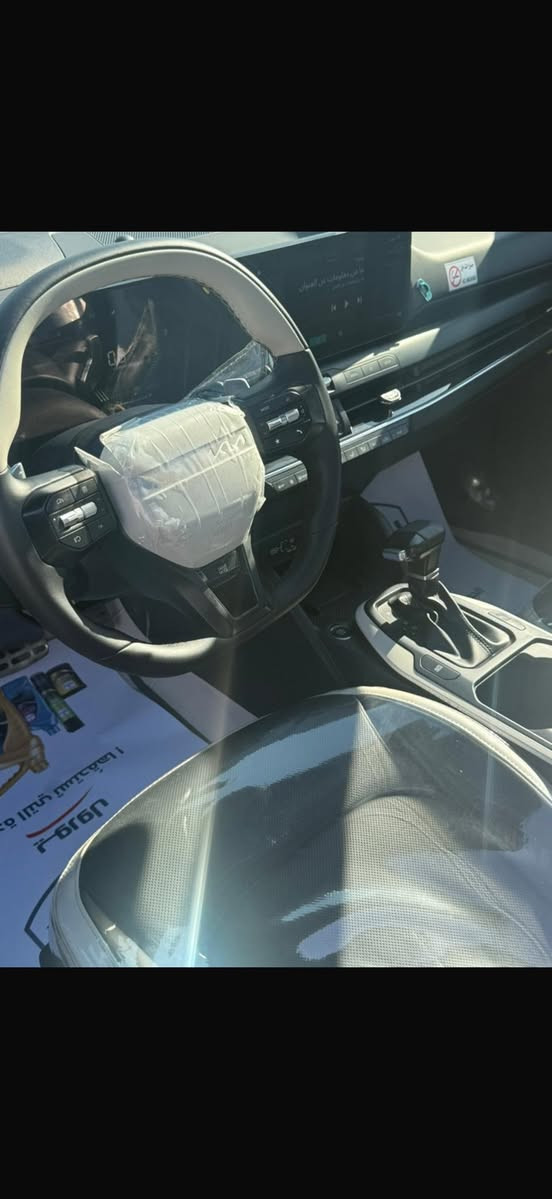 السلام عليكم كي4  ضمان الدوله ماشه ١٣ جيتي لاين فول مواصفات بيه ضمان 5 سنوات بيه ١٢ دبديلت دهن مجاني بيه بارد بل مصطره مال الصندوك اموضحه السعر ١٩٨ بيه مجال بصيط ***********
