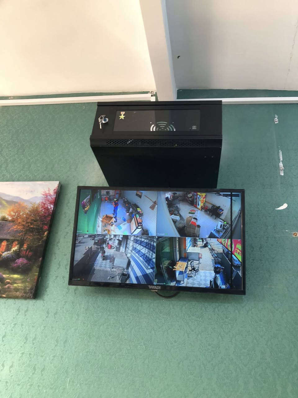 جانب من اعمالنا في الرفاعي مطعم سناك جكن
***********
فني مختص في جميع انواع الكاميرات تنصيب وصيانة جميع اعطال الكاميرات المراقبة الانالوك والـ ip
حافظ على املاكك  مع امان متطور ✅
ذي قار _الناصرية _قضاء الرفاعي 
العمل في جميع انحاء ذي قار

 #دهوا #نضام #امان #دهوا #
