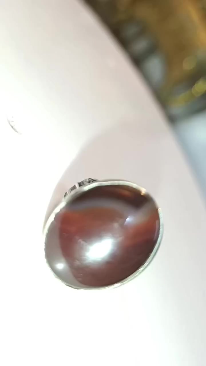 خاتم فضة قديم
شغل عراقي نقش يدوي (بدون ختم)
الحجر  عقيق يماني
سعره مع التوصيل ٧٥


**إذا كنت صاحب هذا الإعلان وتريد حذفه لأي سبب، رجاءا أرسل رسالة إلى الدعم الفني**