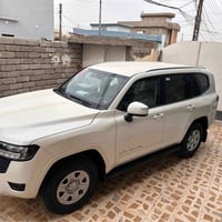 لاندكروز GXR • ٢٠٢٤ • ماشي ٢٠ الف