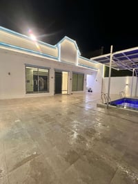 💭السلام عليكم مزرعة للبيع  مساحة 1116 واجه 14.5 ونزال 77 مع الشارع   ا...