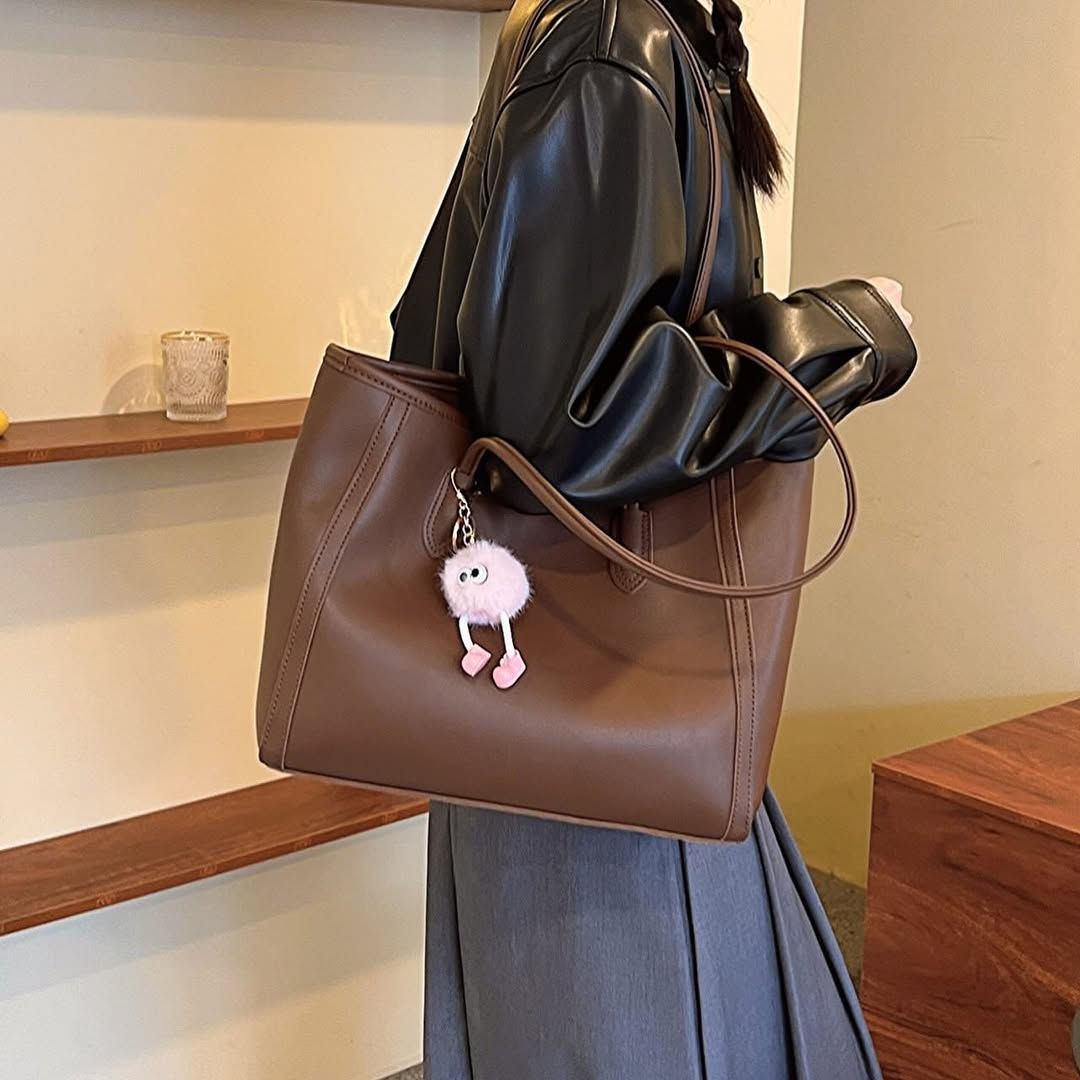 حقيبة جلد لطيفة🐝💐
السعر :10 الف 🌸
القياسات :27*37 cm 🩷


**إذا كنت صاحب هذا الإعلان وتريد حذفه لأي سبب، رجاءا أرسل رسالة إلى الدعم الفني**