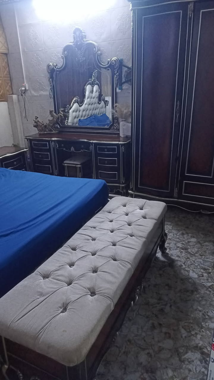 غرفة نوم للبيع يحتاجلهة ادامة بسعر مناسب الجاد بلشراء يدخل خاص


**إذا كنت صاحب هذا الإعلان وتريد حذفه لأي سبب، رجاءا أرسل رسالة إلى الدعم الفني**