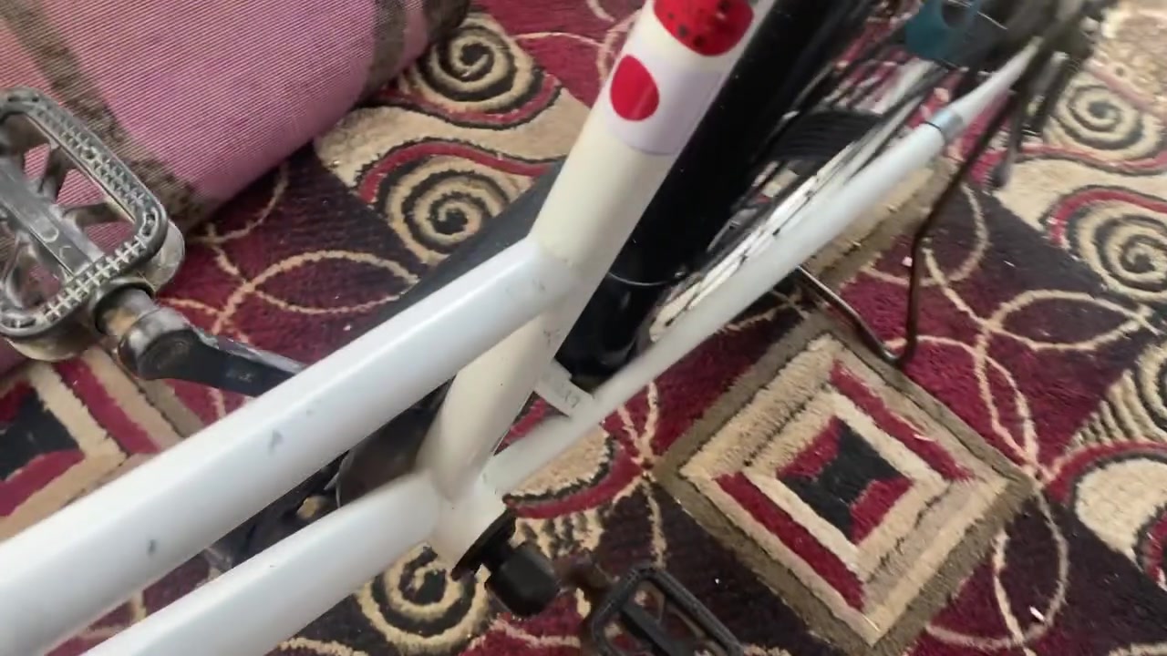 إذا تدور شي زين شوف الفديو 
وسعر اقل من سوك 
90 الف


**إذا كنت صاحب هذا الإعلان وتريد حذفه لأي سبب، رجاءا أرسل رسالة إلى الدعم الفني**