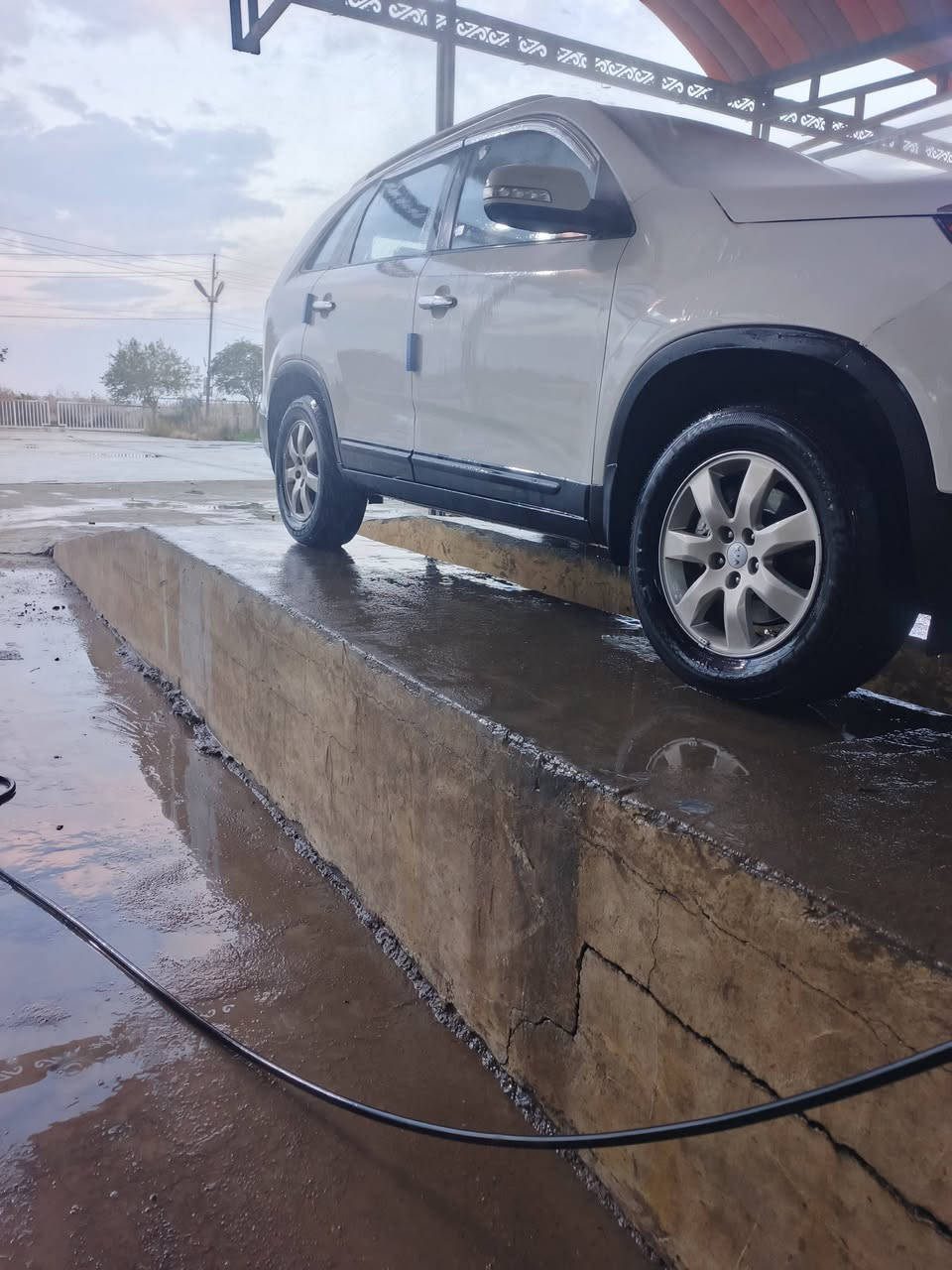 سورنتو
موديل 2013
خليجي 
 محرك دوش ٢٤٠٠ 
رقم ديالى 
شرط التحويل 
المواصفات
يدات نيكل 
اشاير بل المرايه 
كامره خلفيه 
شاشه كبيره 
تثبيت سرعه 
تحكمات ستيرن 
سبعه راكب 
3 قطع تبريد 
وبقيه المواصفات المعروفه 
.
سعر 165
الموقع ديالى المقدادية 
الاتصال على الرقم فقط
***********
