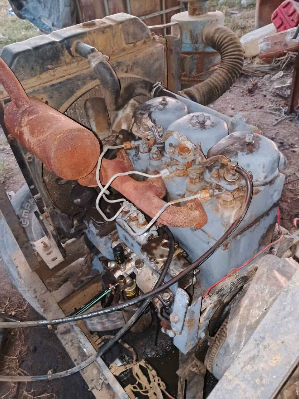 السلام عليكم مولد للبيع
محرك عنتر 3 بستم
 30KV  
 ثري فيز
