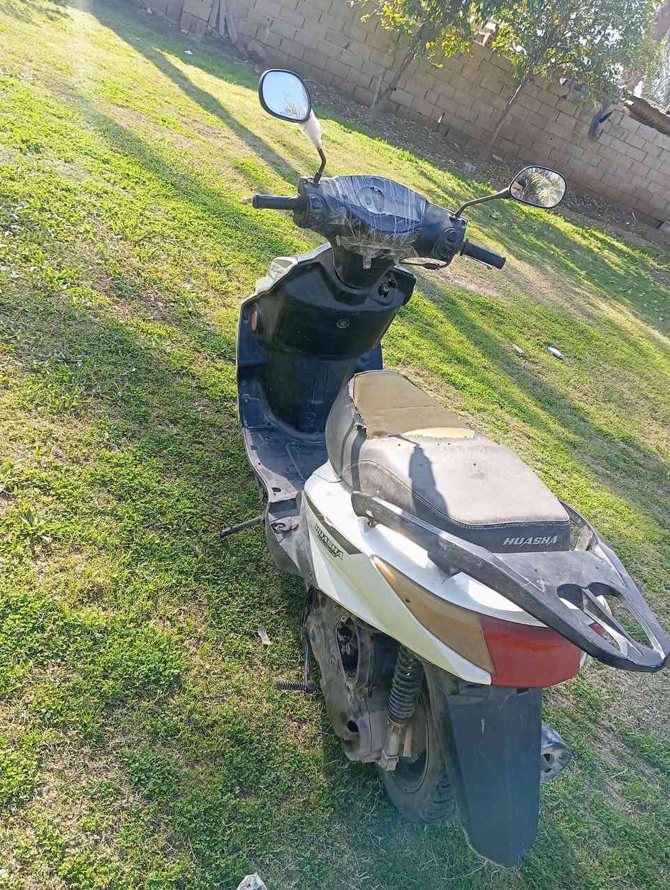 السلام عليكم دراجه للبيع نقصهه بس هندر وتشتغل ابيع من هل مكان ب100 مكاني بابل ***********
