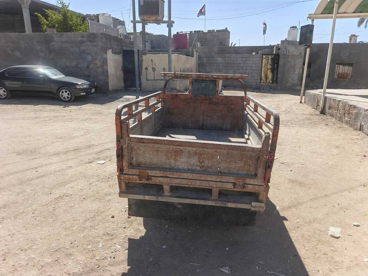 سلام عليكم ستوته نيفان للبيع ستوته ادوات مكفوله كفاله عامه اوديك الراعيه الأصلي ستوته جاهزه من كلشي محرك جديد مكاني بصره كرمه علي أبو صخير السعر 600 وبيه مجال 
***********
