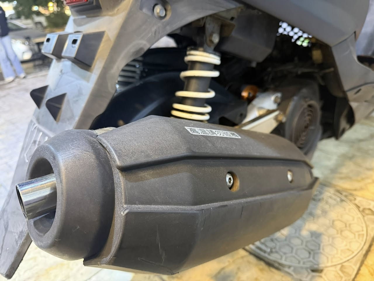 السلام عليكم دراجة ثعلب مزودة بلادي كلشي بيهة بلادي  مغلفة وموشمة يم فقار مابيهة اي نقص دراجة صارلهة اقل شهر نازلة من الرمبة السعر مليون و٣٥٠ وبيهة مجال للاستفسار ***********
