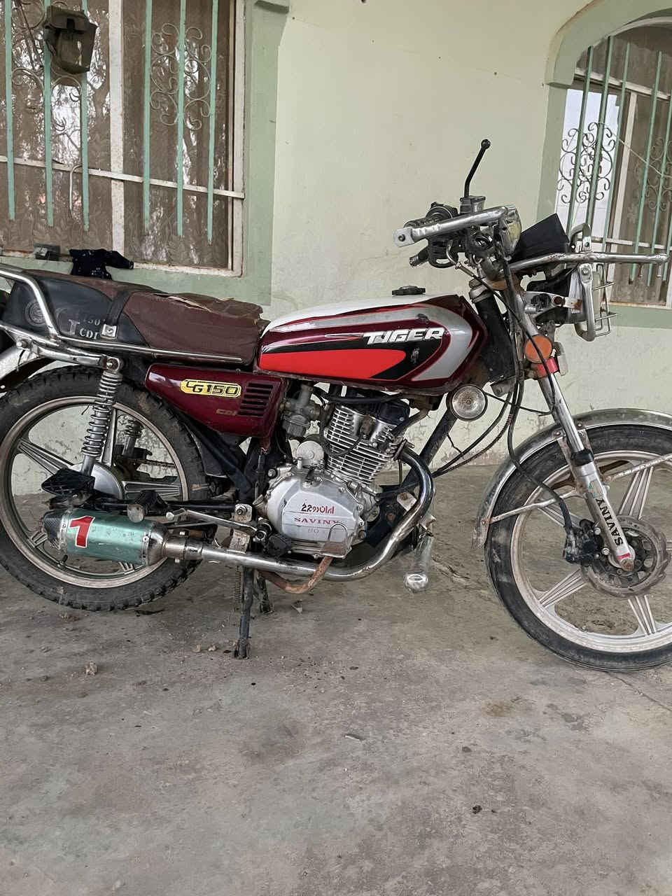 سلام عليكم أخوان  للبيع العنوان غربي الموصل رقم الهاتف *********** السعر  (320$)بي مجال
***********(2020)
