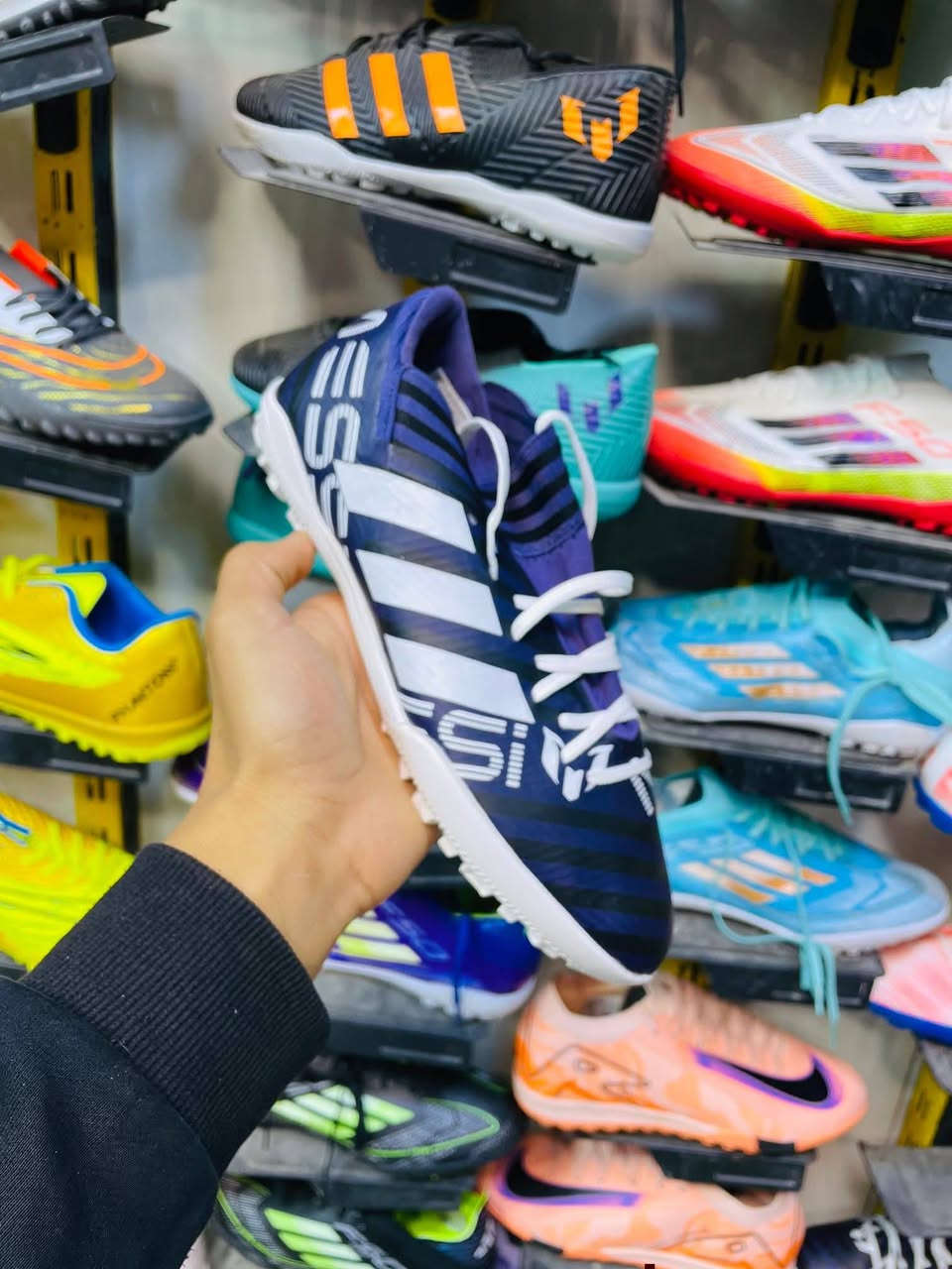 الحذاء ميسي اصلي موجود توصيل لجميع المحافظات العراق


**إذا كنت صاحب هذا الإعلان وتريد حذفه لأي سبب، رجاءا أرسل رسالة إلى الدعم الفني**