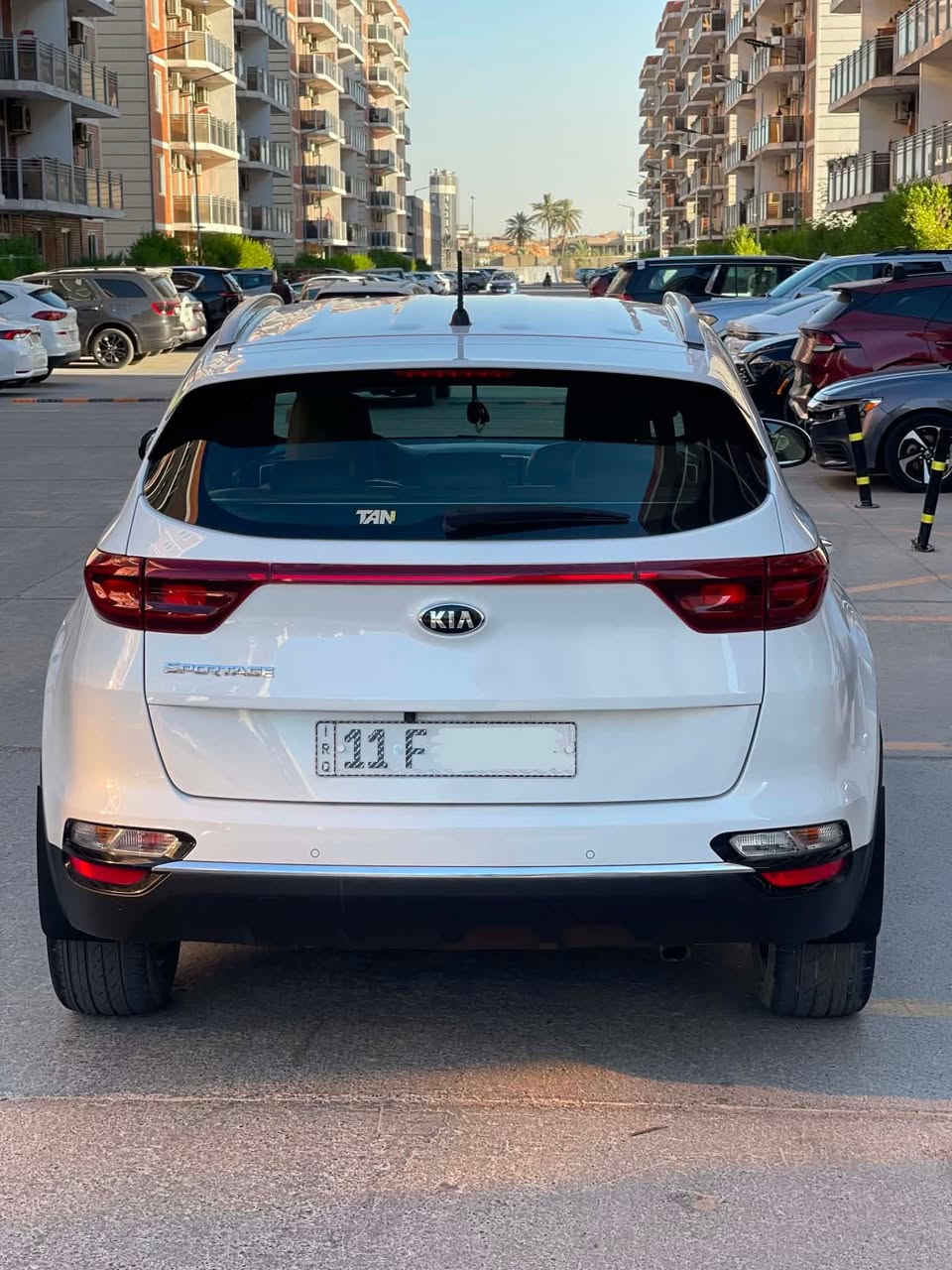 سبورتج 2019 خليجي كفالة عامة حتى من البارد جديدة جداً ماشية 48 كيلو حقيقي محرك 2000 دوش على وضع الشركة مواصفات اعتيادية مري شفط حساسات امامي وخلفي قطعتين تبريد تحكمات شاشة وكاميرا  رقم بغداد الدولي مكانها بغداد الدورة السعر 188 وبيها مجال للاتصال ***********
