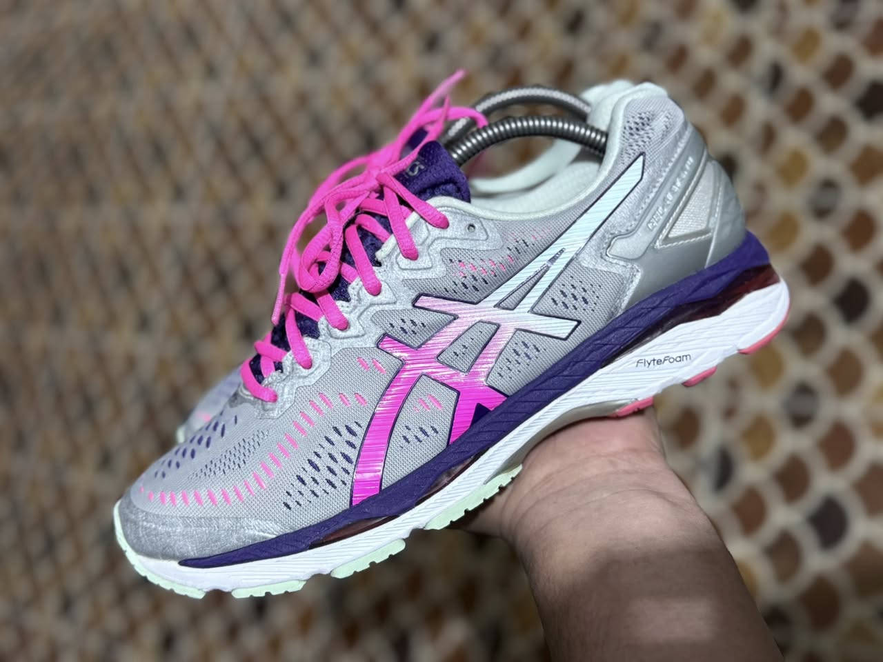 ازيكس اسم ملبوس
يلبس 43 او 43 ونص
يلبس طول القدم 27 ونص
يوجد توصيل


**إذا كنت صاحب هذا الإعلان وتريد حذفه لأي سبب، رجاءا أرسل رسالة إلى الدعم الفني**