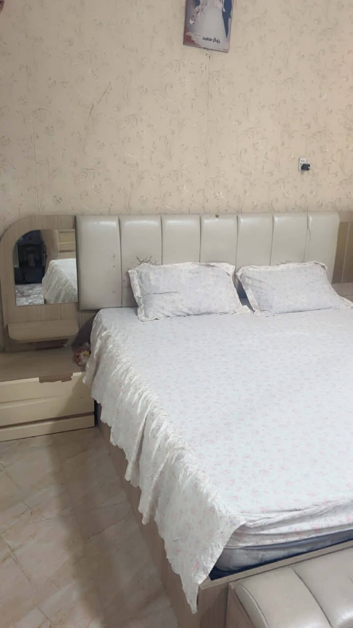 غرفه تركيه نظيفه مثل ماموضح بالصورة السعر 450وبيها مجال العنوان  بهرز الشراي يراسلني خاص @إشارة


**إذا كنت صاحب هذا الإعلان وتريد حذفه لأي سبب، رجاءا أرسل رسالة إلى الدعم الفني**