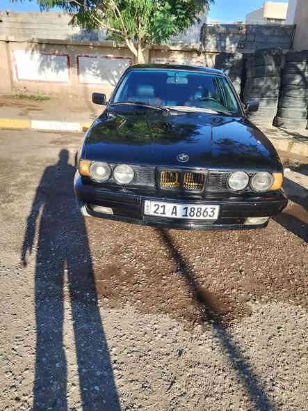 بي ام حجم 525 موديل 1990 مكينه كبس المرغوب  رقم سليمانيه سنويه ورقم لحد 2029 جام كهربائي دواخل نضيف تخم ويل رياضي ضرر جاملغ امامي فقط 
السعر 44 وبي مجال 
مكاني ديالى / خانقين
***********
