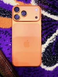 17 برو ماكس 256 شريحه بطاريه 100 جهاز جديد ونضيف كامل الملحقات استخدام...