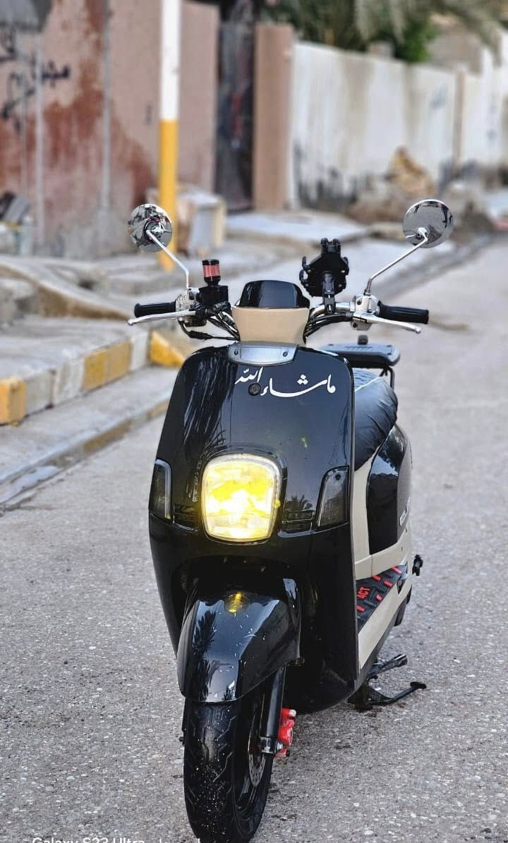 السلام عليكم للبيع دراجة ماكس بوليس كهربائية كلهة شغالة دراجة مابيهة اي نقص كابريته سلف هندر كلهة شغالة مكينة بلاد جيب فيتر وتعال افحص سلف بلاد كلهة بلاد مكان ديالى بعقوبة رقم هاتف ***********
