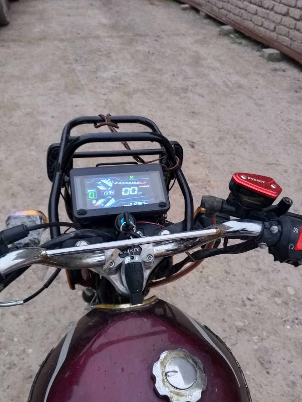 سلام عليكم دراجه للبيع موديل 2025 مكينه مامفتوحه كهربائيات كله شغاله كلشي مناقصه نكره سلف سعر  650 وبي مجال رقم الهاتف *********** مكلف بل نشر
