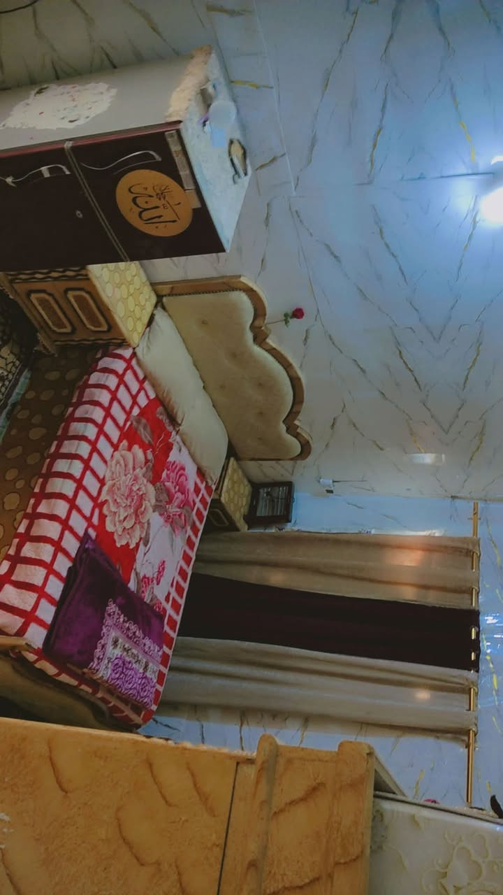 سلام عليكم.كل عام وانتم بالف خير بمناسبه عيد الغدير الأغر ..بيت للبيع زراعي
سعر 10.مساحة 110..ويا غراض غرفة اخشاب و ثلاجة وسخان وتانكي مي0بي غرفة 6متروصالة 6متر..ومطبخ وحمام داخلي 
وبي مساحة ينبني بيها لليريد يكبر البيت ..عنوان اسكان الصناعي نزلة الحولي مدرسة الحرية دور سيد حمزة..خاص مفتوح


**إذا كنت صاحب هذا الإعلان وتريد حذفه لأي سبب، رجاءا أرسل رسالة إلى الدعم الفني**