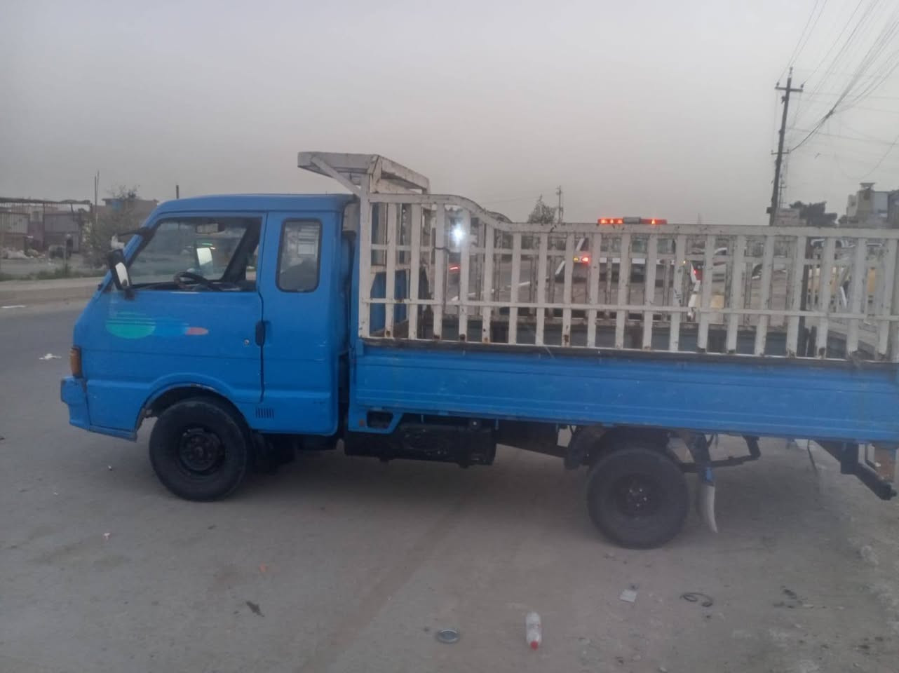 سلام عليكم للبيع كيا مديل 94 رقم بغداد انكليزي تحول مباشر سعر 44 ورقة وبيهة مجال مكان بغداد بسماية الاتصال ***********
