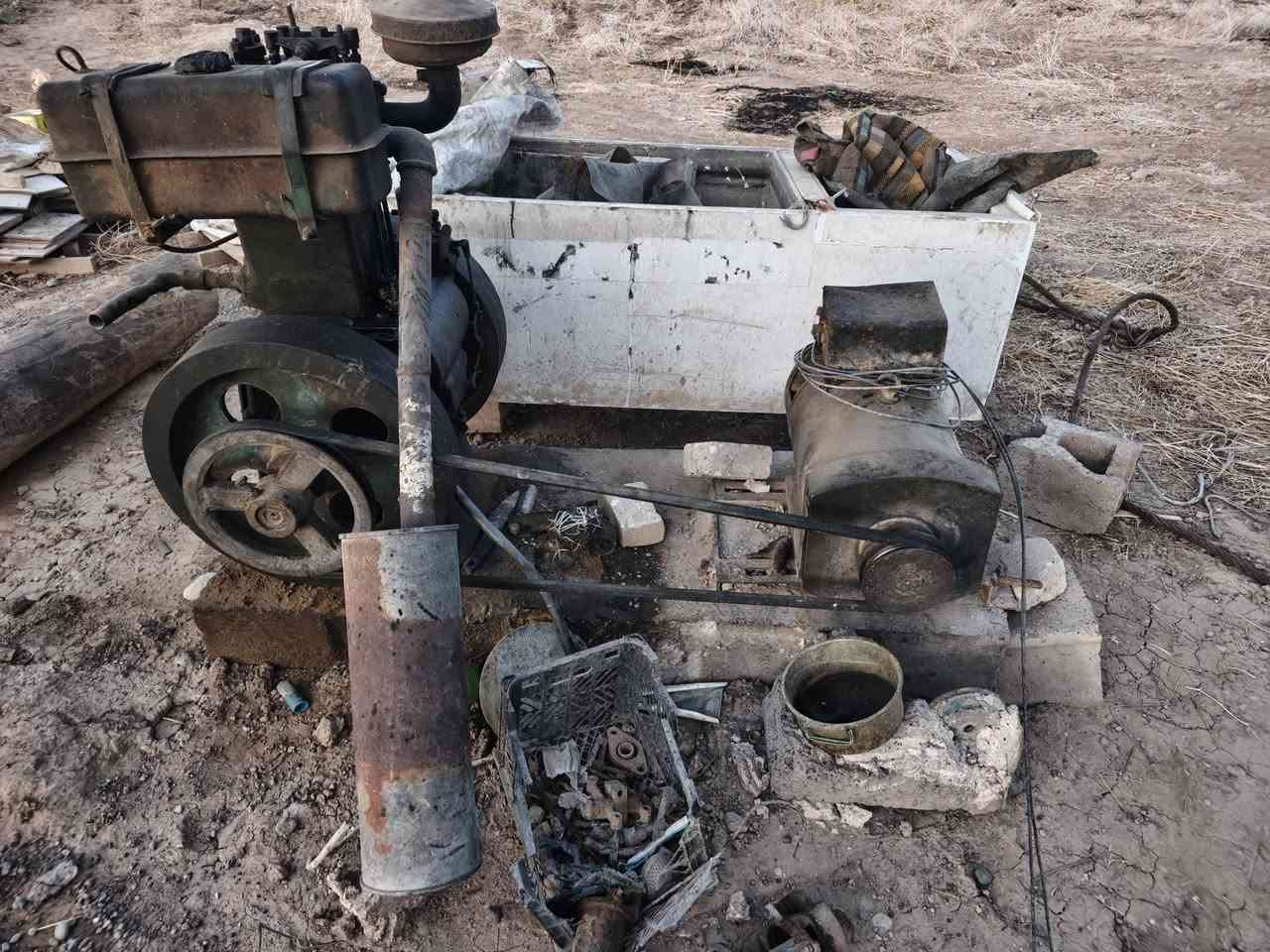 السلام عليكم

لستر توبلاند للبيع  معا مولده  7.5kv  معا الصبه(القاعدة) 
 معا القايش...شغال كامل.. 

السعر .. خاص
للاستفسار  ***********
