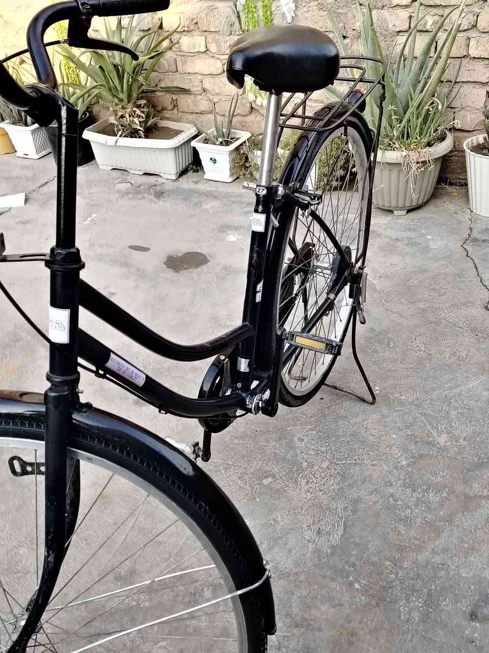 السلام عليكم باسكل ياباني للبيع حجم 27 نظيف السعر 65 بي مجال قليل مكان الفلوجه الاستفسار خاص ***********
