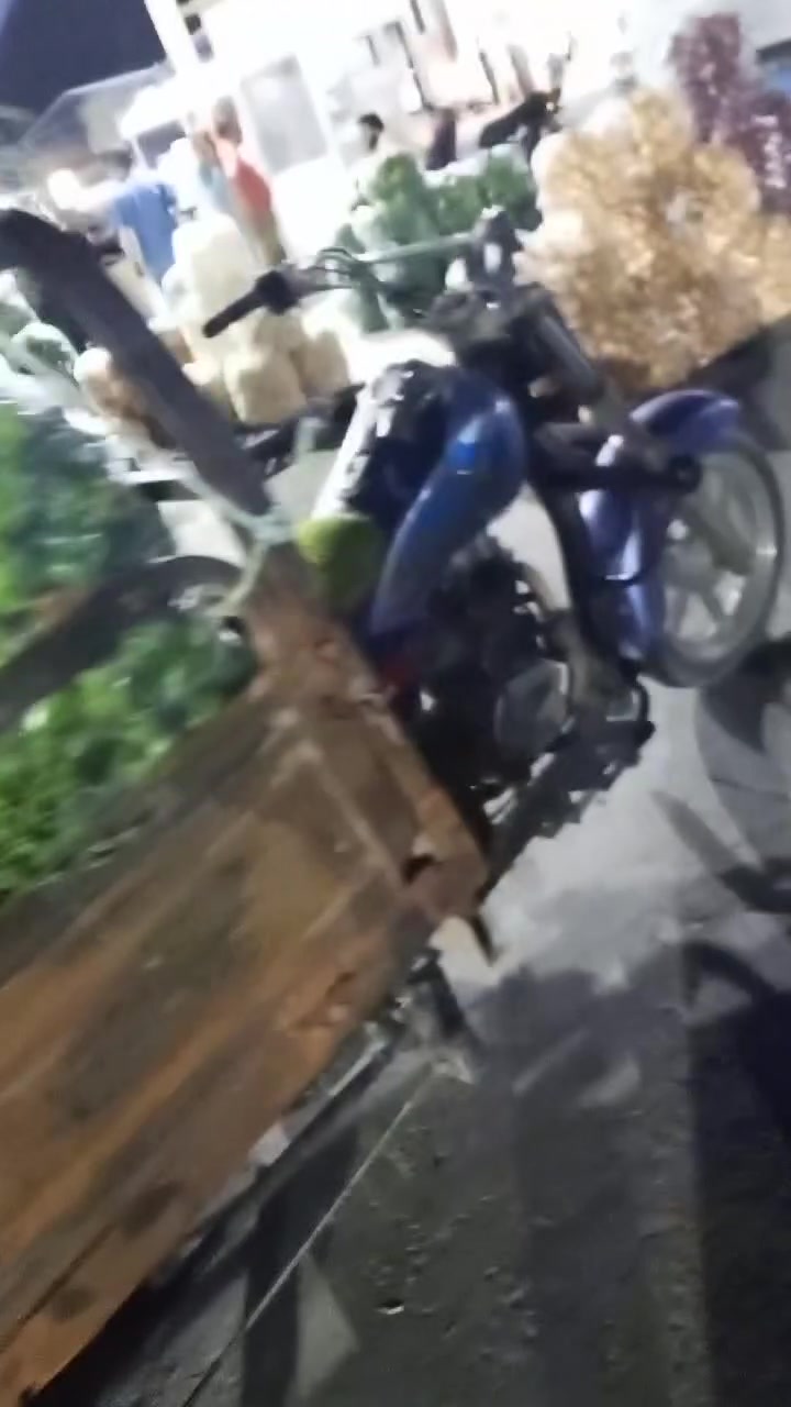 بدي لل مراوس فقط مكاني دوانيه


**إذا كنت صاحب هذا الإعلان وتريد حذفه لأي سبب، رجاءا أرسل رسالة إلى الدعم الفني**
