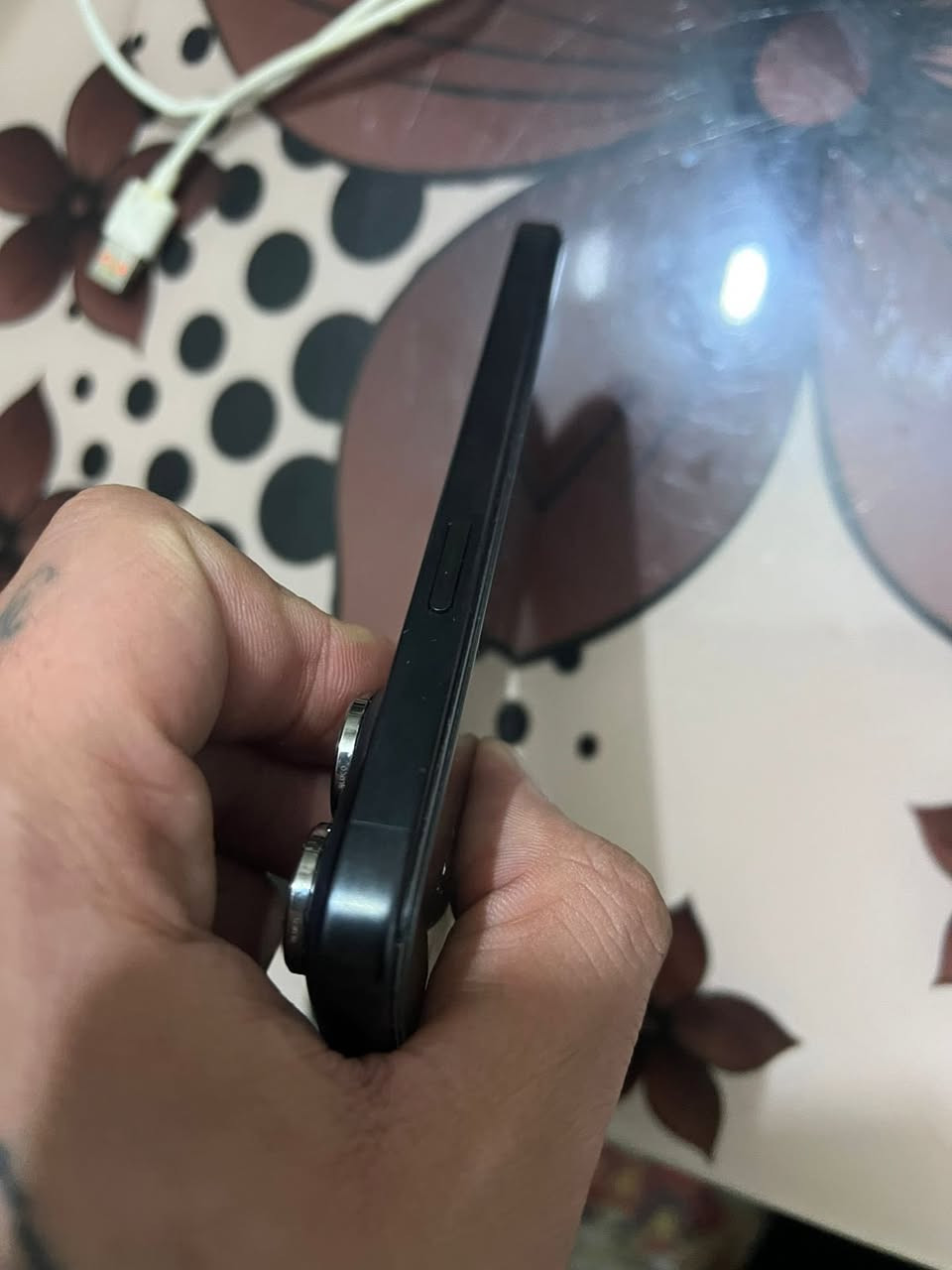 ايفون 15 برو ماكس عربي شرق اوسط ذاكره 256 لون المرغوب اسود امبدل شاشه وبطاريه اصليات البطاريه تقره 100 ولشاشه 3 خيارات يوجد توصيل لكل العراق عنواني بغداد بلديات تريد تجي هله بيك تاخذه من باب البيت السعر 750 وبي مجال الاستفسار ***********
