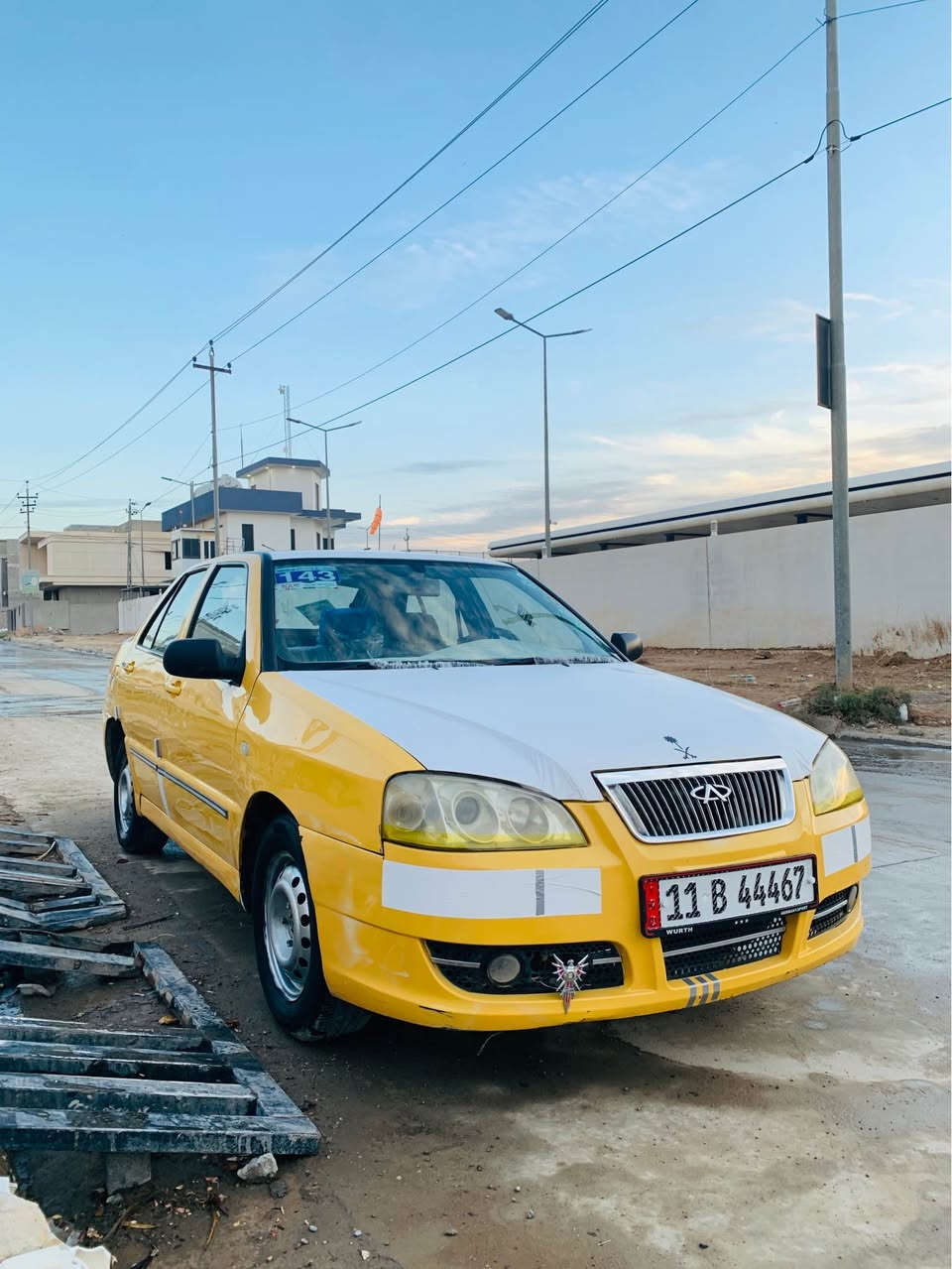 لبيع شيري كوين موديل 2011 سه نه ويه جديد كوبون بنزين موجود⛽️ ته حويل وكاله بشرت  كهربائيه كل شغال 4 تايرات جديد🛞بيها سرف  مكينه خفيف سياره جاهيز كل شرت سعر ٢٧ $ بيها مجال:*********** Singapore
