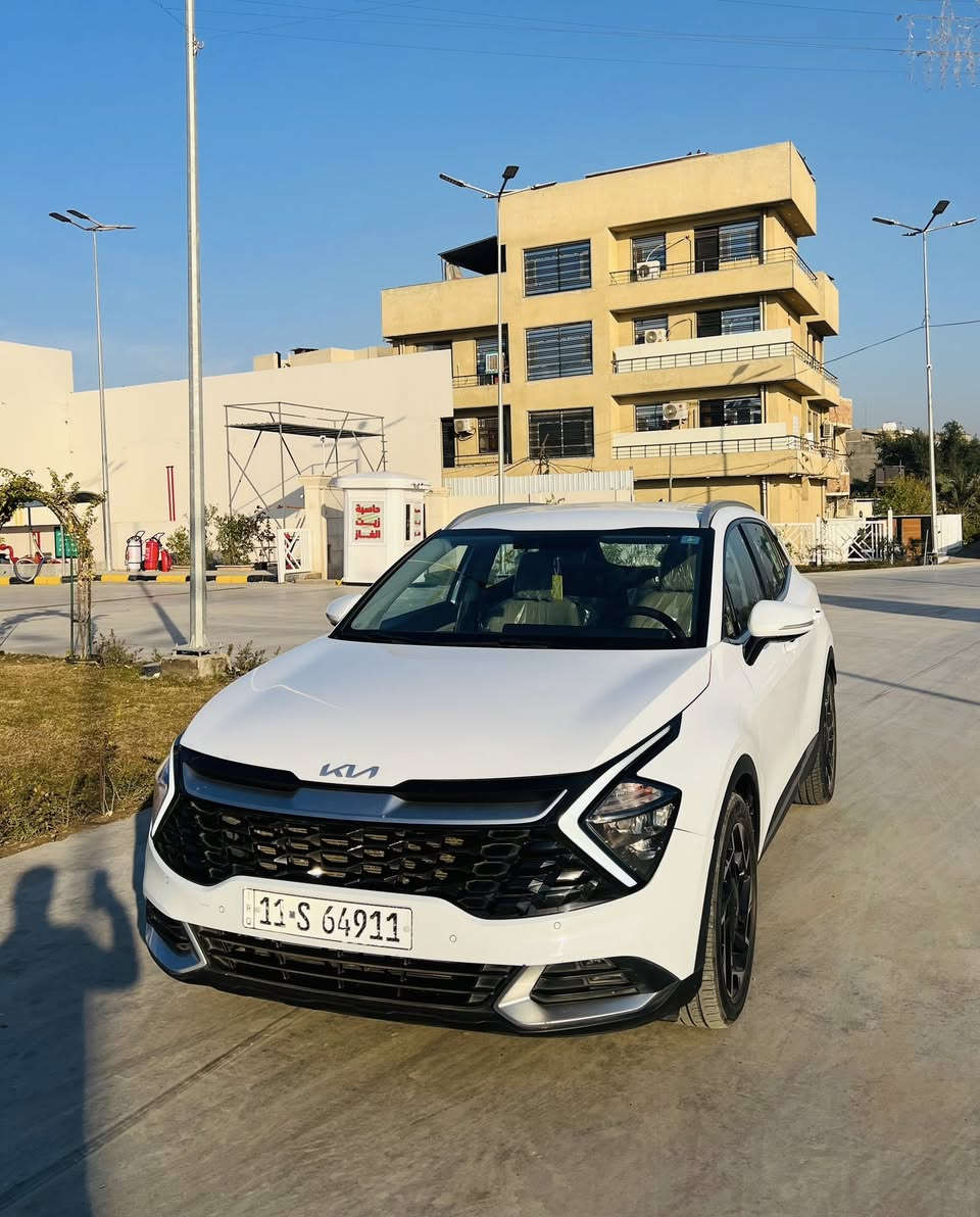 سلام عليكم
سبورتج 2023 خليجي مكفوله كفاله عامه
المواصفات بصمه تشغيل تشغيل عن بعد تحكمات اربع انضمه قياده شفتات ستيرن  وبعد بيها هواي مواصفات حلوه 
ماشيه 30 
السعر 213 وبيها مجال 
مكان سياره قرب سيطره الشعب الجديده
 ***********
