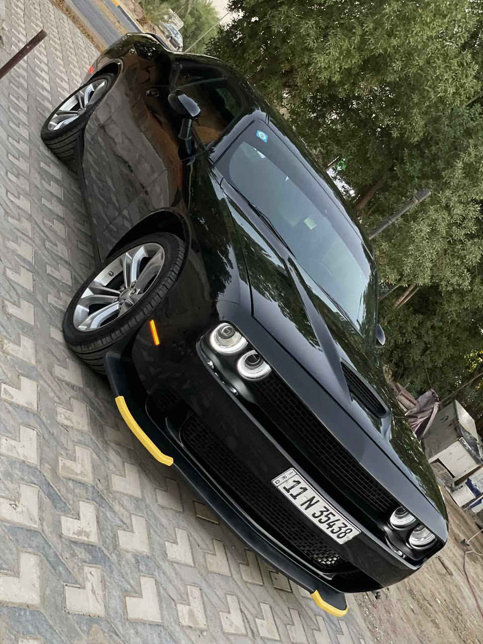 (سوبر تراك باك)
السلام عليكم للبيع او مراوس حسب القناعه 
موديل: 2022
ماشية : 29 الف 
المواصفات 
سوبر تراك باك
بصمه 
شاشة كبيره
كار بلي 
تشغيل عن بعد 
كامره دواره
خزن كشنات ميموري
تحكم ستيرن جهتين 
تدفئه ستيرن
تدفئة وتبريد كشنات 
سستم سمعات Alpine
مرايه وسطيه معتمه
رادار جانبي
مري جانبية هيتر 
كروز سرعة 
شفتات ستيرن 
كشنات كنتارا 
كشنات كهرباء 
مكينة 6 سلندر 
3600 
ويل كب 20
لد امامي 
سبايدر خلفي 
نظام سبورت 
حساسات خلفية
تخم تاير جديد 
الون : اسود 
( رقم بغداد بأسمي مشروع وطني)
***********
