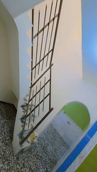 بيت • قرب شارع ٢٠ • ١٠٠م