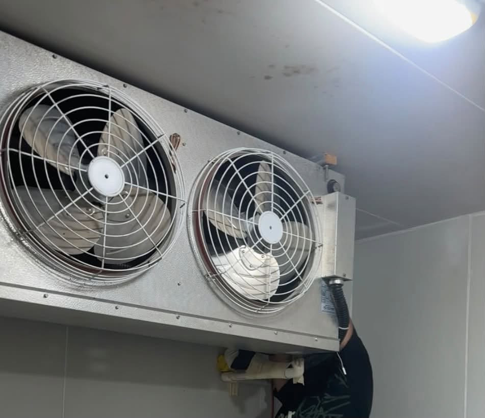 ورشة الخيال للتبريد
صيانة وتنصيب جميع أجهزة تبريد والتكييف
منظومات مركزية 
عمل براد كاسات مي مواكب 
غرف تجميد
براد تريلات عملاق 
براد كية صغير 
برادات موقعيه 
سبالت ومكيفات 
ثلاجات ومجمدات 
تبريد جميع أنواع السيارات 
 بأدارة المهندس:علي عبدالحسن خيال 
موقع الورشة حي العسكري شارع حكمت 
***********
***********
ما عليك بس اتصل ونجيك لباب البيت ومنتعبك حته أدوات احتياطيه متوفرة وبأسرع وقت
