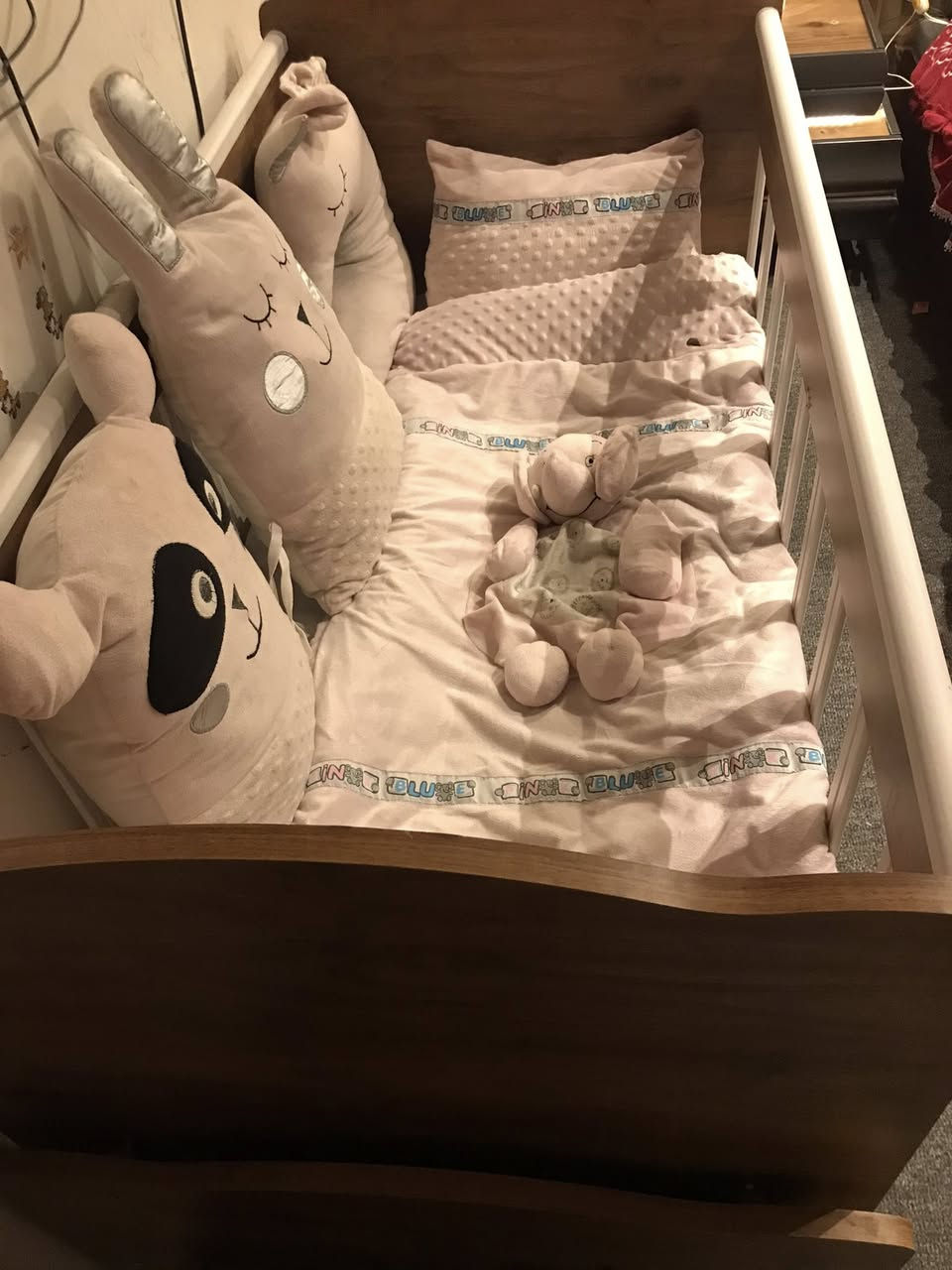 للبيع جدً نضيف بدون المصدات فقط السرير والدوشك بعده بجيس ب٧٥وبي مجال
العنوان اجكوك


**إذا كنت صاحب هذا الإعلان وتريد حذفه لأي سبب، رجاءا أرسل رسالة إلى الدعم الفني**