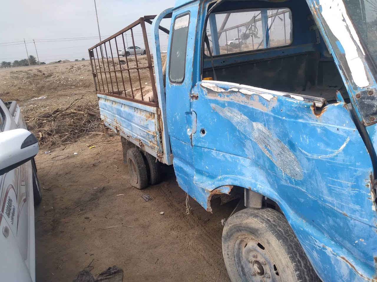 السلام عليكم
بيع تفصيخ ادوات 
***********
