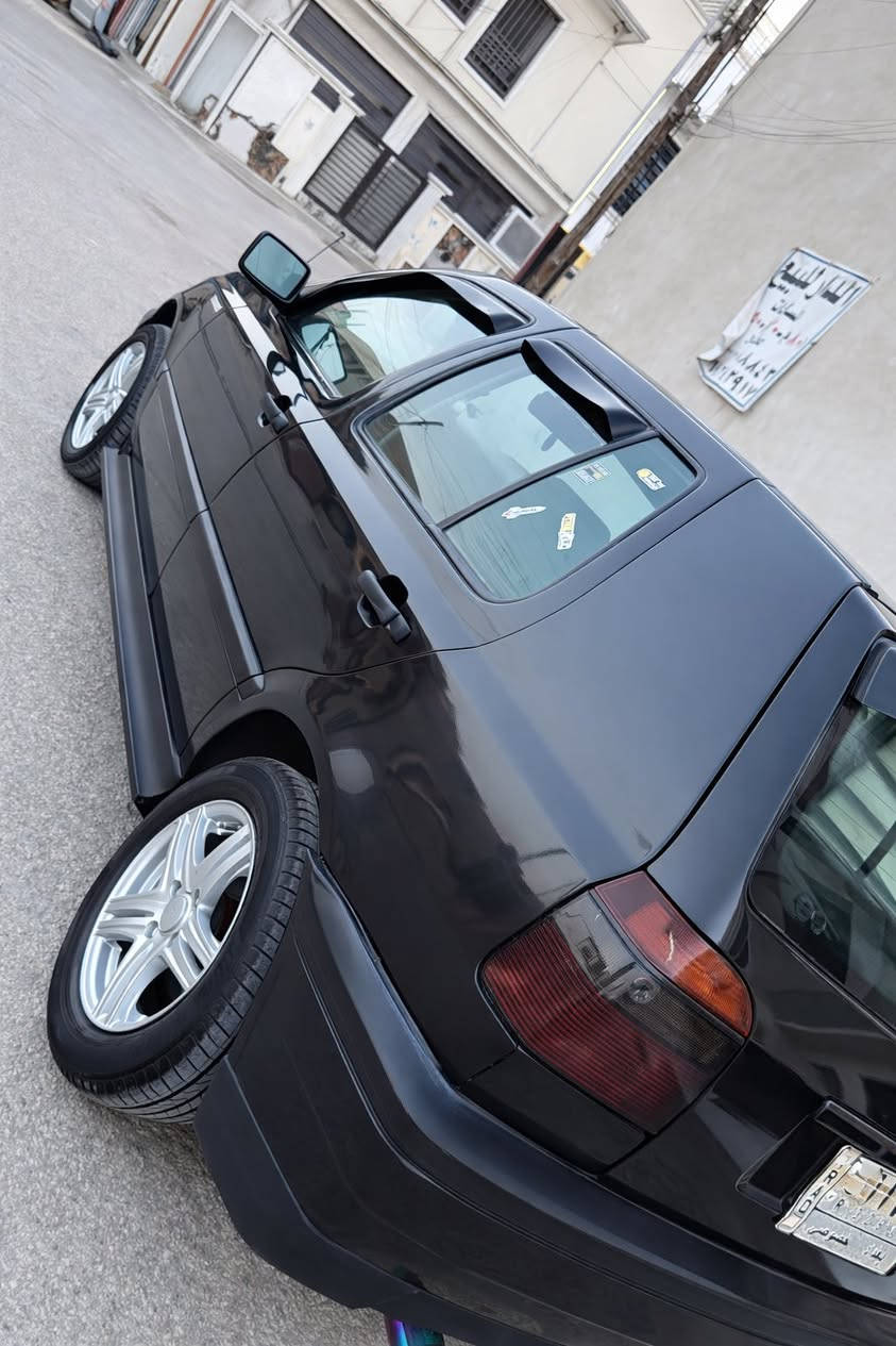 سلام عليكم شباب
كولف موديل 92 كلش نظيفه و جديده السياره 
  سنويه مشروع  
محرك ٢٠٠٠ جديد 
كير اوتو
صدر أمامي خلفي جديد
تخم تاير جديد
الداخل كله جديد بطانين و كشنات رياضيه   
كامره اماميه و كامره خلفيه 
سستم صوت سوني كامل و دمام 
شاشه كار بلي 
لحايه و دوس كله رياضي 
تبريد منظومه جديده  كلها  تبريد ثلج  حماوه ماكو  
جام كهرباء الامامي و الخلفي جوبي 
سنتر لوك
 كهربائيات كله شغاله كامله بلاديه 
منظومه الماء كله جديد  من جوينات  من راديترات من مراوح  من واتر بأم
ادامه كامله  لمنظومه البانزين  من فيت بام من فلاتر  من صوندات  من نوزلات
مسويلها عازل حرار للسياره  كلها 
مصبوغه عام  للجماليه 
السياره كلشي جديد  بيها
رايدها ب 58$ وبيها  مجال بخدمتكم 
مكاني الدوره   ***********
