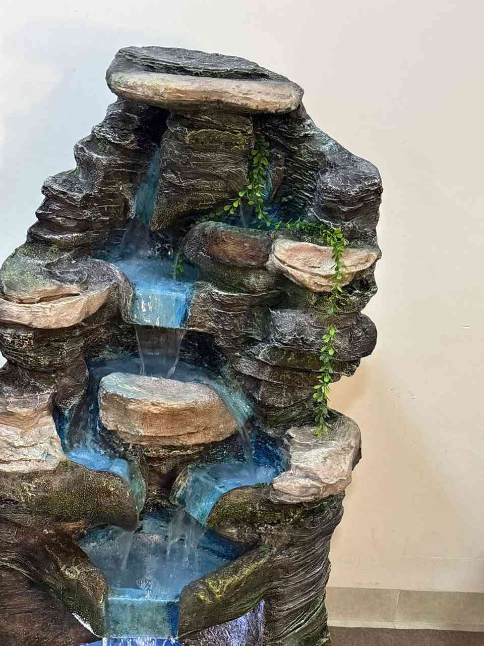 نافورەی تازە و پاک بۆ فرۆشتن  (فایبەرکلاسە ) هەرکەس ویستی نامە بنێرێ بە نرخێکی گونجاو 
لە سلێمانین


**إذا كنت صاحب هذا الإعلان وتريد حذفه لأي سبب، رجاءا أرسل رسالة إلى الدعم الفني**