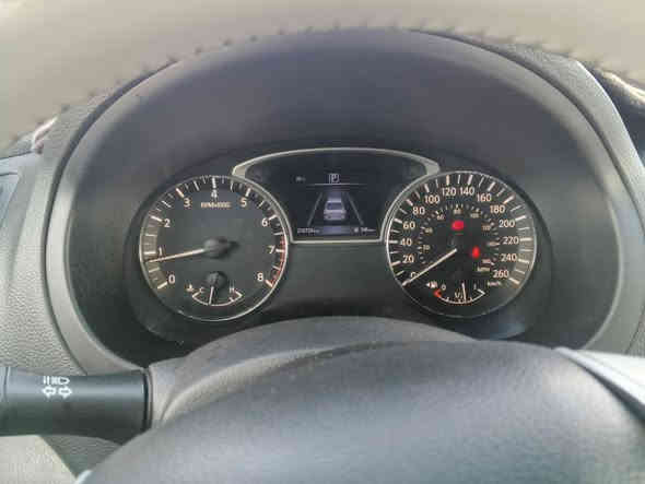 التيما 2017 مواصفات S
فقط شبر صندوق و شبر كارد جاملغ سائق 
بدون دواخل بدون ايرباك بجم كبس 
شرط گير و محرك 
سنوية ل2026 و هزة جديدة
***********
سعر ١٣٨ و معاملة
