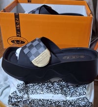 بنات • مقاس كبير • توصيل الكوت