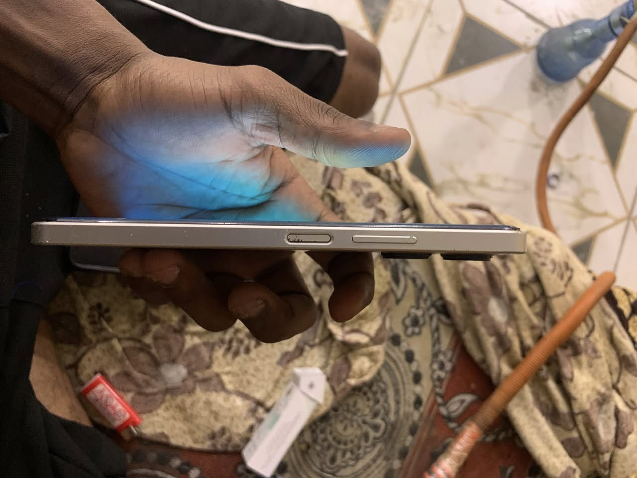 جهاز realmeC33
الجهاز نضيف للبيع قيم بل يرضي الله


**إذا كنت صاحب هذا الإعلان وتريد حذفه لأي سبب، رجاءا أرسل رسالة إلى الدعم الفني**