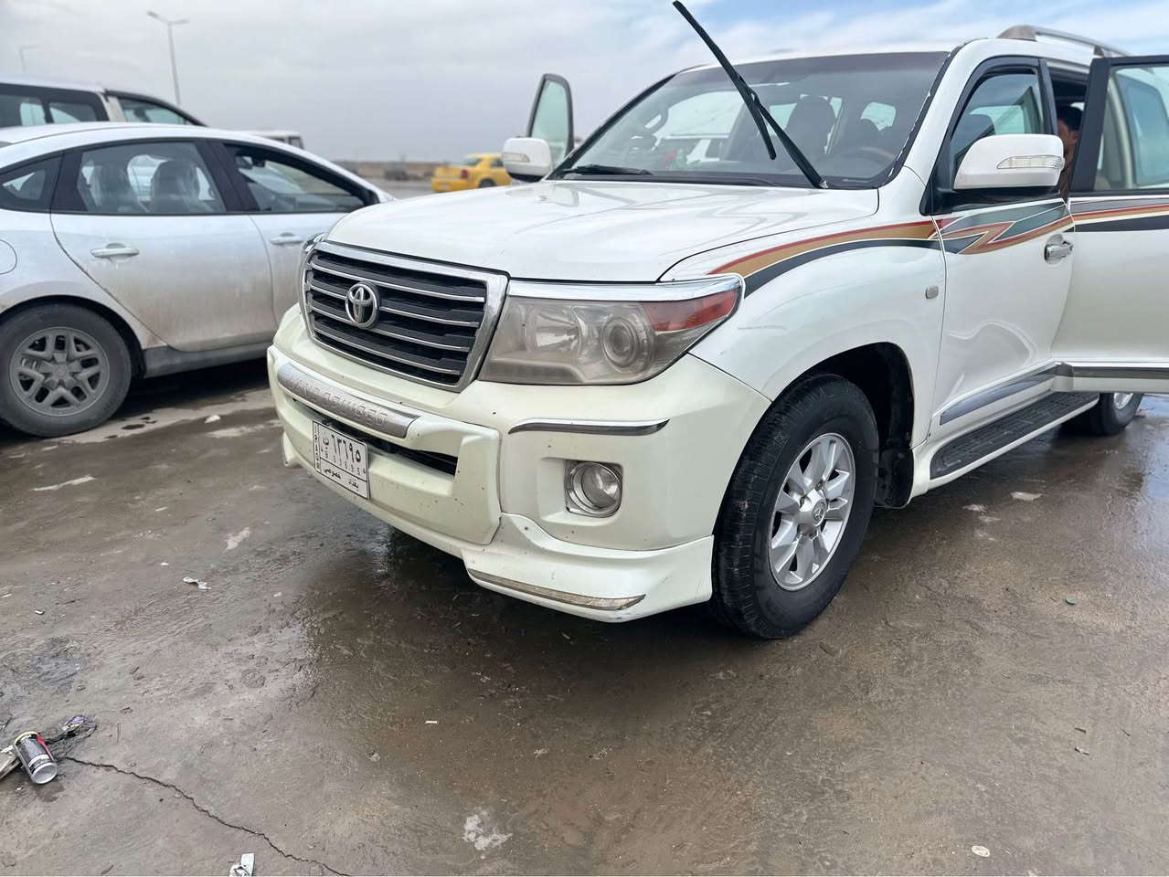 السلام عليكم 
لاندكروز موديل 2008 مرقم بغداد مداور اي يوم شاد دعاميات شكل 15 فقط كفاله ضربه وتبديل وصبغ فقط بارد وتقسيم بنيد موجود سونار الفحص بلصور السر 245 بيها مجال بسيط كير محرك تبريد حداديه كله بشرط الفحص 
للاستفسار *********** ناصرية, ذي قار
