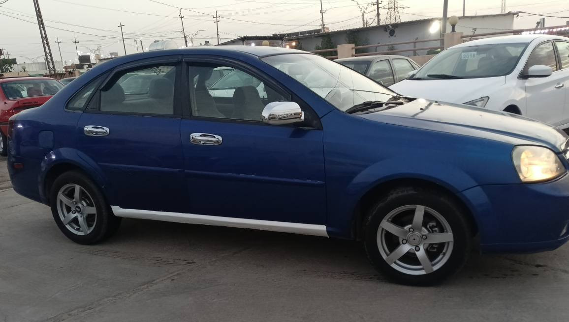 اوبترا2007 كير اوتوماتيك
رقم سليمانية سنوية منتهي سنتين 
محرك امحور دايو نوبرا حجم20
محرك كير شرط كير اوتوماتيك التبريد الثلج
سيارة بيها 4قطع صبغ  اني ابيعها حزام 
سيارة شاصي صدر كهربائيات محرك كلها شرط 
السعر60$وبيها مجال
مكان دوز خورماتو 
***********
*********** طوز, صلاح الدين
