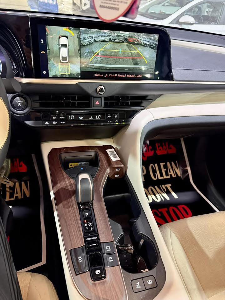 ♻️ تويوتا كراون 2025 بريميوم ♻️
🌪️ Toyota Crown Premium 2025🌪️

خليجي ( عبد اللطيف جميل سعودي )
 
بلد المنشاً : اليابان 🇯🇵
الكيلو متر 18.000 🔝

🚘فول مواصفات بريميوم
🚘محرك 2500 هايبرد
🚘 سقف بانوراما 🔜🔜
🚘لايت 4  عدسات 
🚘شاشة جبيرة + كيجات ديجيتل
🚘 سستم صوت JBL + دمام خلفي 
🚘5 كاميرات 360 درجة
🚘 رادار  امامي + مانع تصادم + تحدي مسار
🚘 رادار خلفي + مانع تصادم خلفي
🚘 رادار جوانب + نقطه عمياء
🚘   بردة كهرباء
🚘 تحكم مقاعد امامي كهربائي 
🚘 تحكم مقاعد خلفي كهرباء
🚘 مقاعد جلد كريمي + تبريد كشنات
🚘 صاجات فورميكا2025
🚘  شاحن وايرلس 
🚘 ميموري كشنات
🚘 ويل 19 إنش 🛞
🚘 فول منافذ TPC + كار بلي 🔋
🚘 باقي مواصفات الكراون معروفه 

السعر 360 $💵
العنوان📍.. بغداد . حي الجامعة 
هاتف /*********** متوفر واتساب
