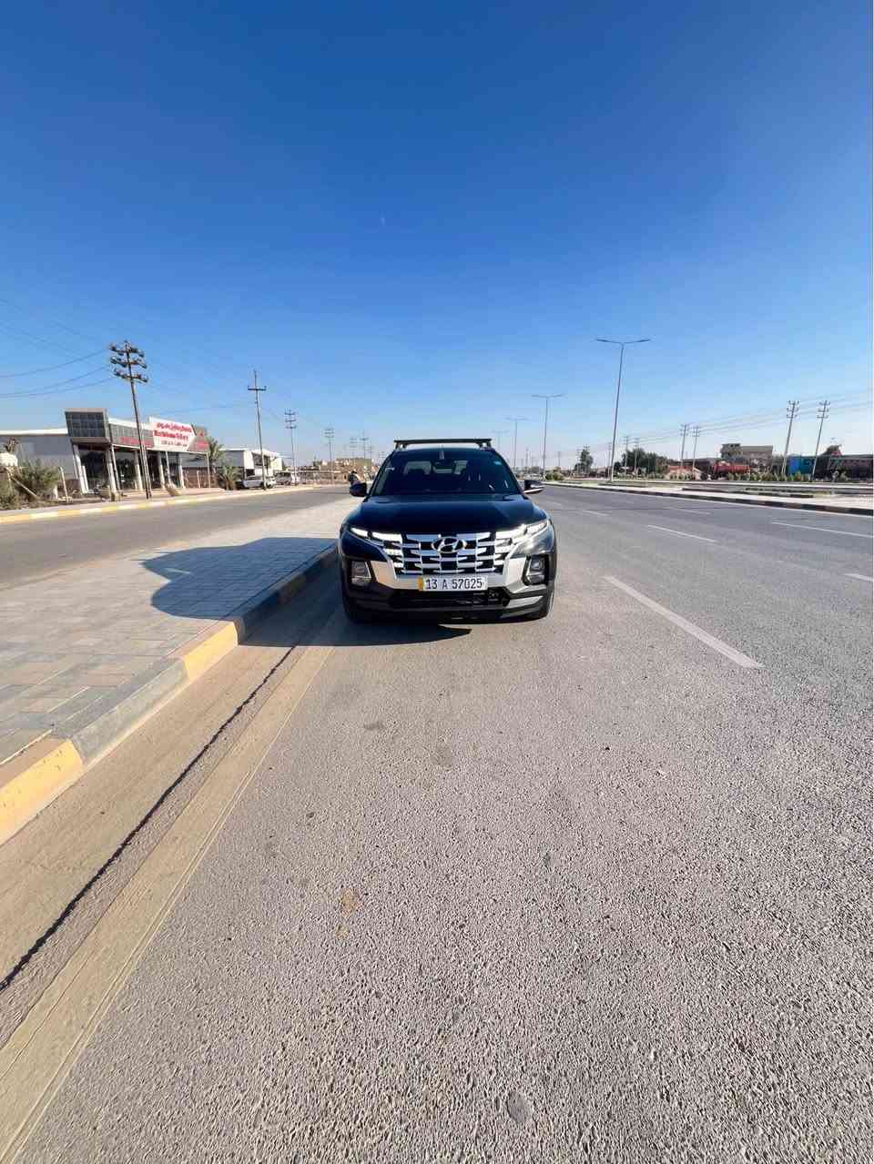 🚗 للبيع: هيونداي سانتا كروز 2023 مراوس حسب الرغبه 
📍 مكان السيارة: ميسان
📞 للتواصل: ***********

📊 المسافة المقطوعة:50 كيلومتر
🛠️ المحرك: 4 سلندر – 2500cc

⚙️ المواصفات:
• فتحة سقف
• بصمة عدد 2
• مقعد السائق كهربائي
• ويل كب
• رادارات 360
.تشغل عن بعد ⁉️• 
• لايتات LED
• لايتات زينون
• إشارات على المرايا
• تحكم ستيرن جهتين
• كاميرات 360
• شحن لاسلكي
• هاندبريك بصمة
• هيترات بالمقعد  ⁉️
⚠️ أضرار السيارة:
• وارد أمريكي
• ضرر ضربة (موضح بالصور المرفقة)
• جميع الوسائد الهوائية سليمه فقط الستيرن

📌 تفاصيل إضافية:
• رقم السيارة: جديد بسمي 
• 
• لون السيارة:  اسود عمارة, ميسان
