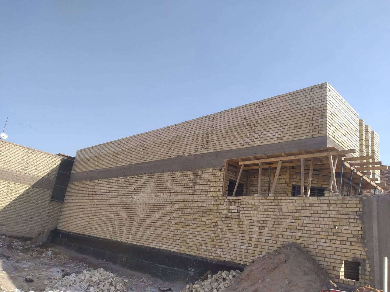 السلام
عليكم
خلفه
وكادر
بناء
على
باب الله اشتغل قطعي او باليوميه شغل مضبوط ومناسب مامتواجد ع نت يرجى الاتصال على رقم الموجود***********
